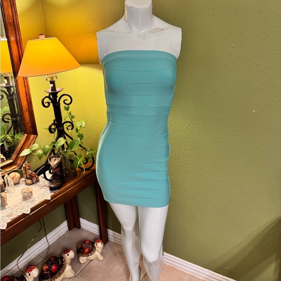 Susana Monaco Strapless Aqua Dress - Picture 1 of 9